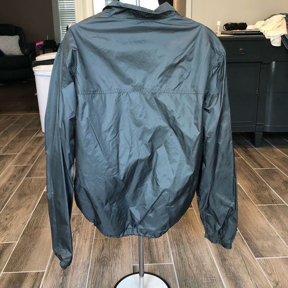Gap mesh lined windbreaker - Picture 2 of 3